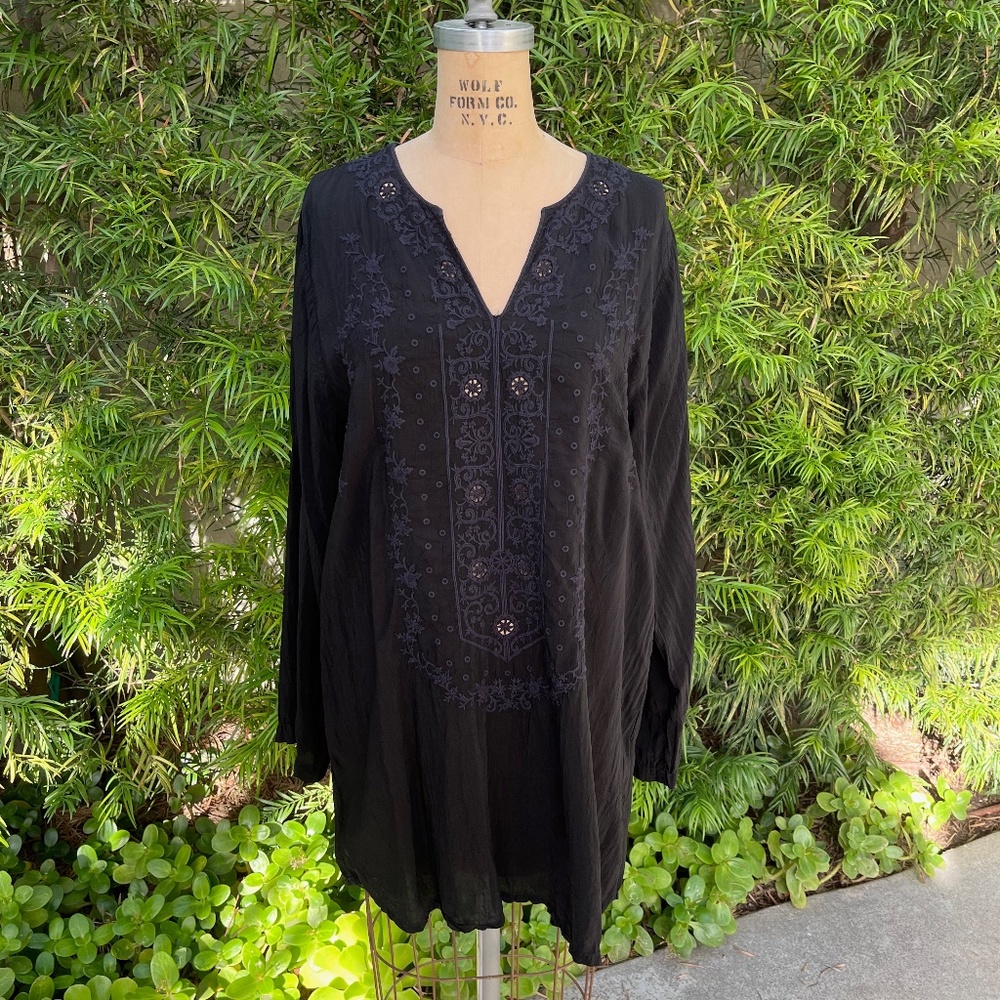 Johnny Was Black Embroidered Tunic XL
